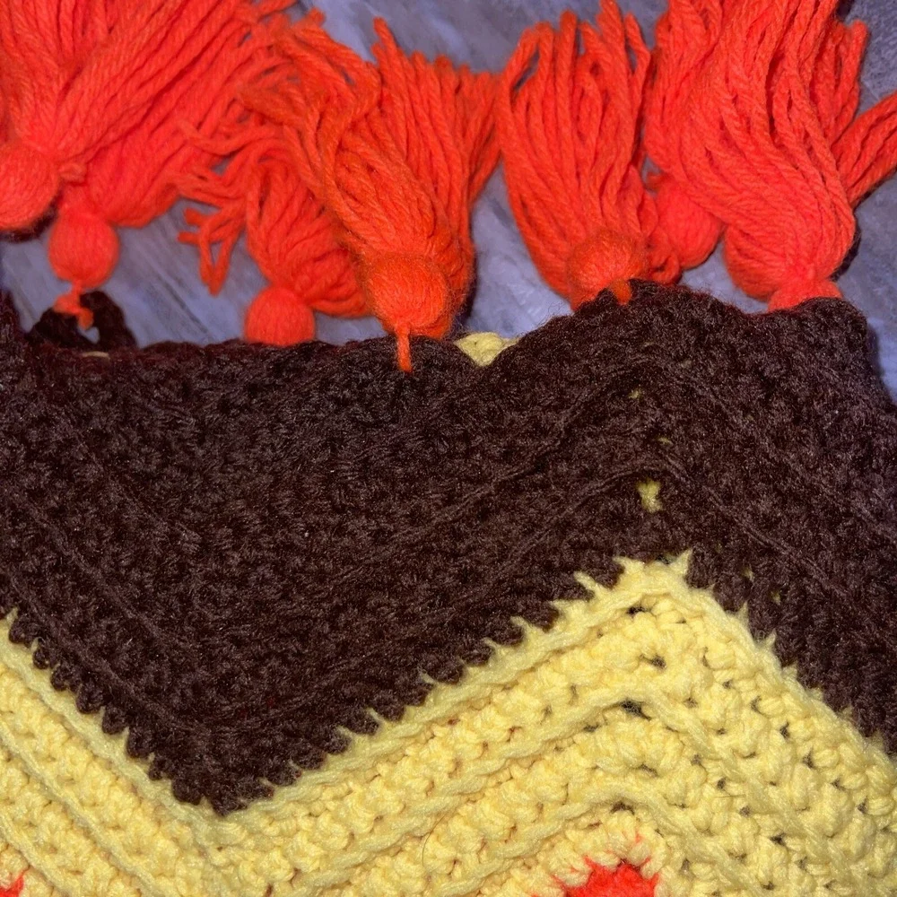 VIntage Crochet Knit Afghan Throw Blanket Chevron Zigzag MCM Fall Colors Tassels